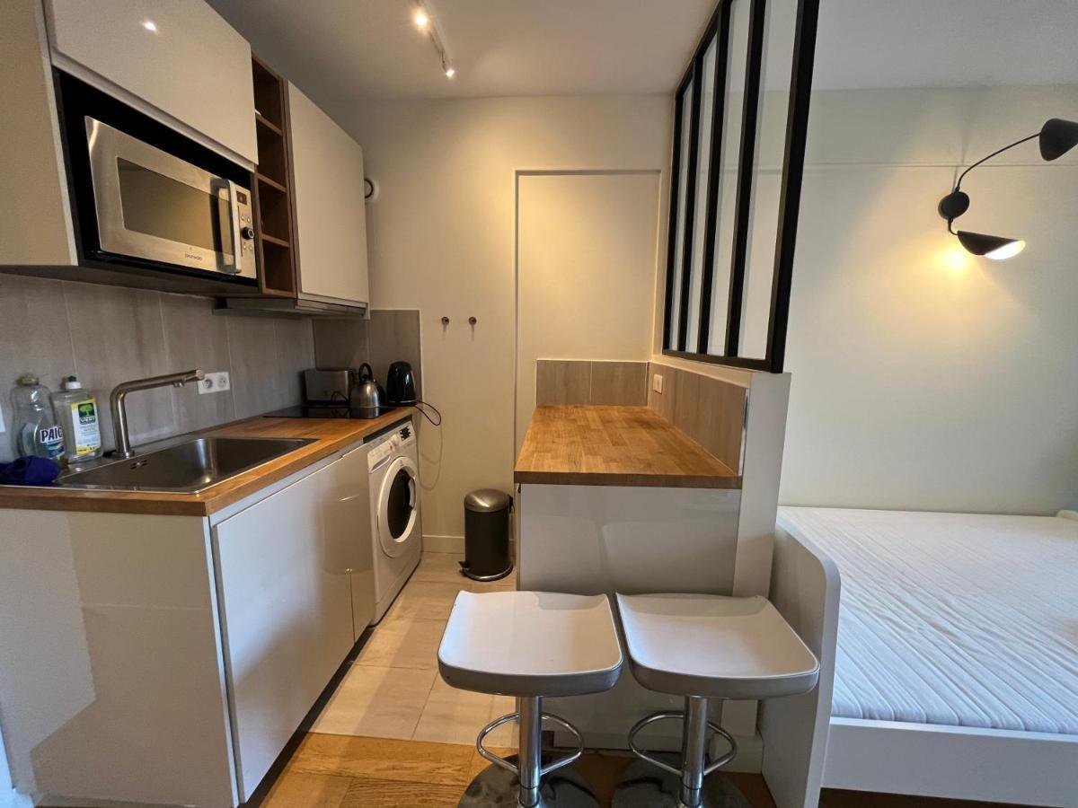 Dream Dwell Paris -Studio With Balcony 800M To Trocadero And Tour Eiffel Экстерьер фото