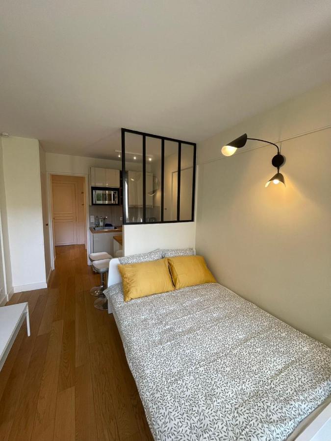 Dream Dwell Paris -Studio With Balcony 800M To Trocadero And Tour Eiffel Экстерьер фото